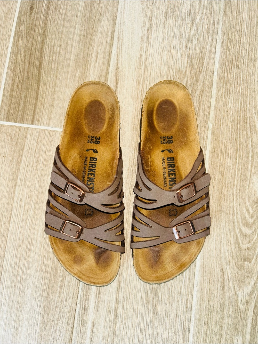 Birkenstock Granada Brown Leather Sandals Flip Flops Shoes Size 7 Women’s